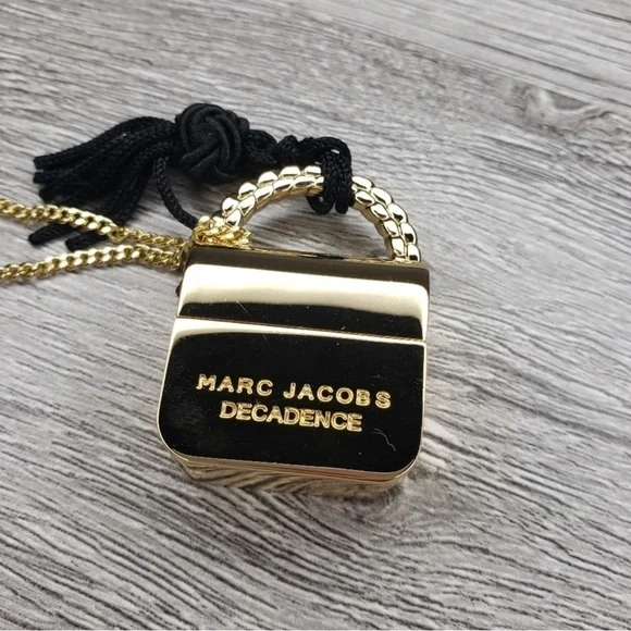 Marc Jacobs Gold Chain Necklace with Brown Pendant - Picture 5 of 7